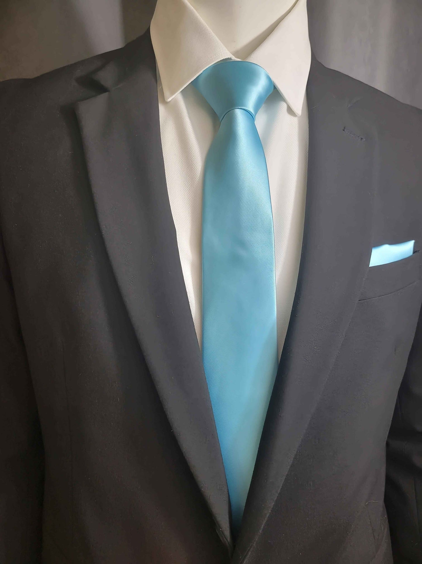 Blue Arctic Necktie and Pocket Square