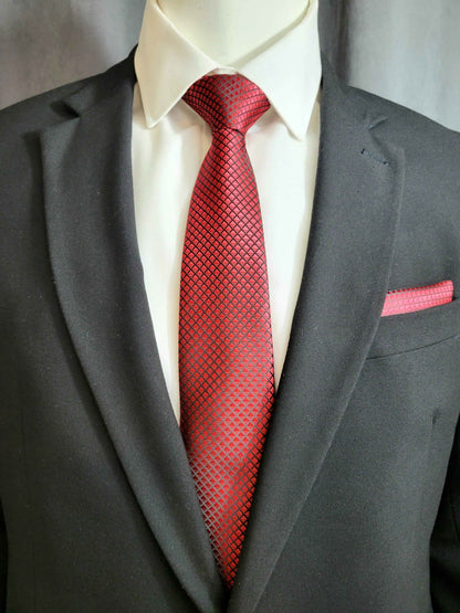 Red Geometric Necktie and Pocket Square Set